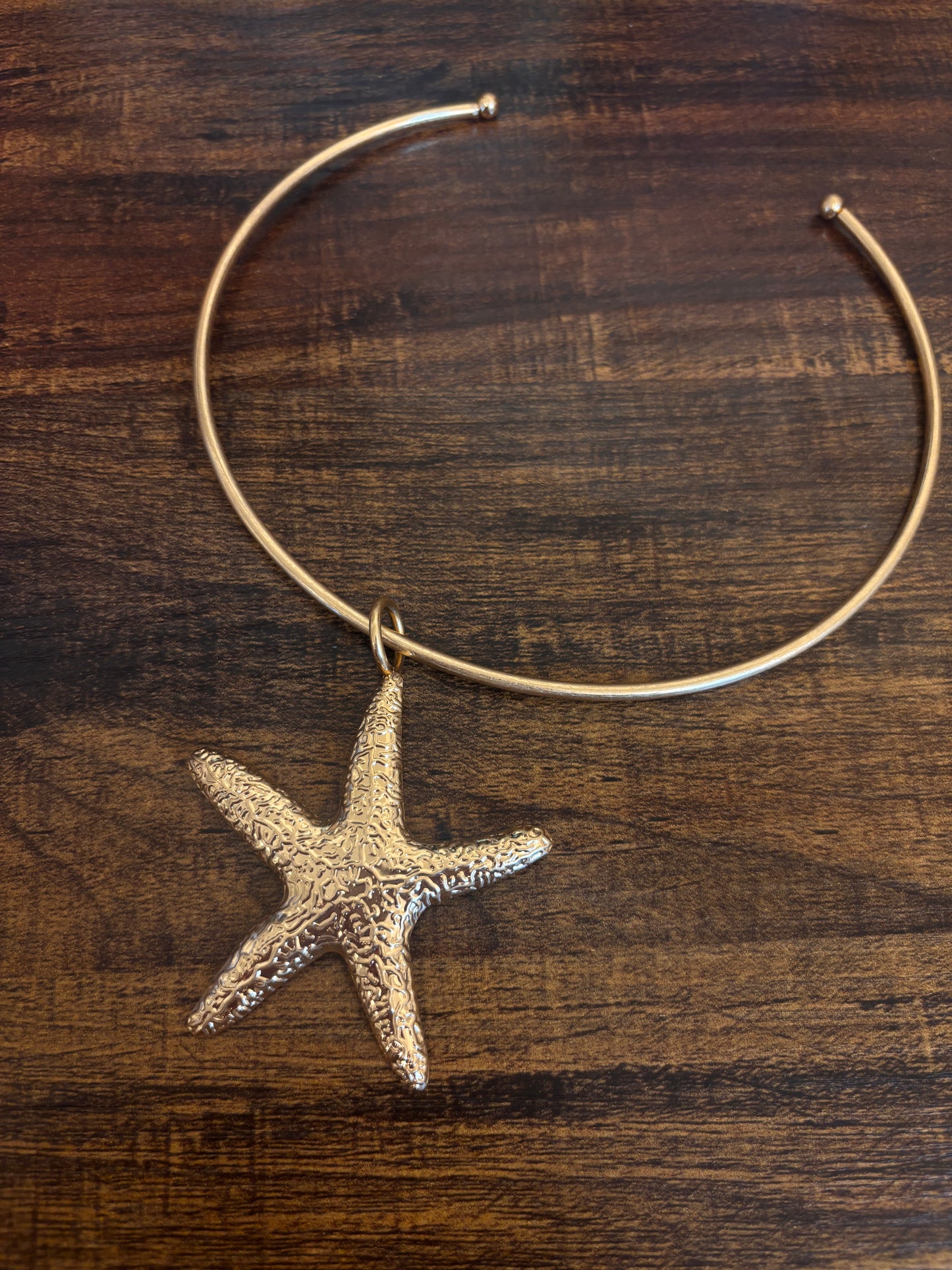 Elegant Starfish Necklace
