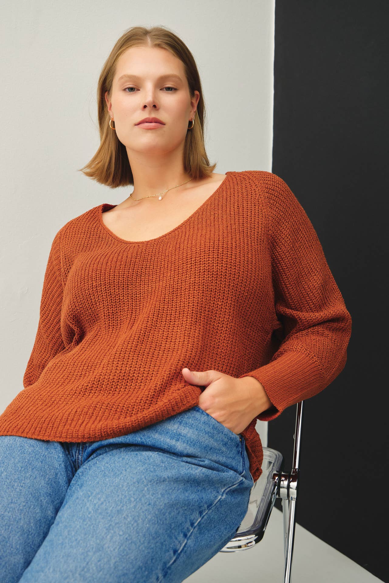 Plus Wide V-neck Long Ragland Sweater