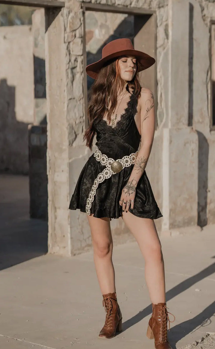 Western Arrow Circle Belt