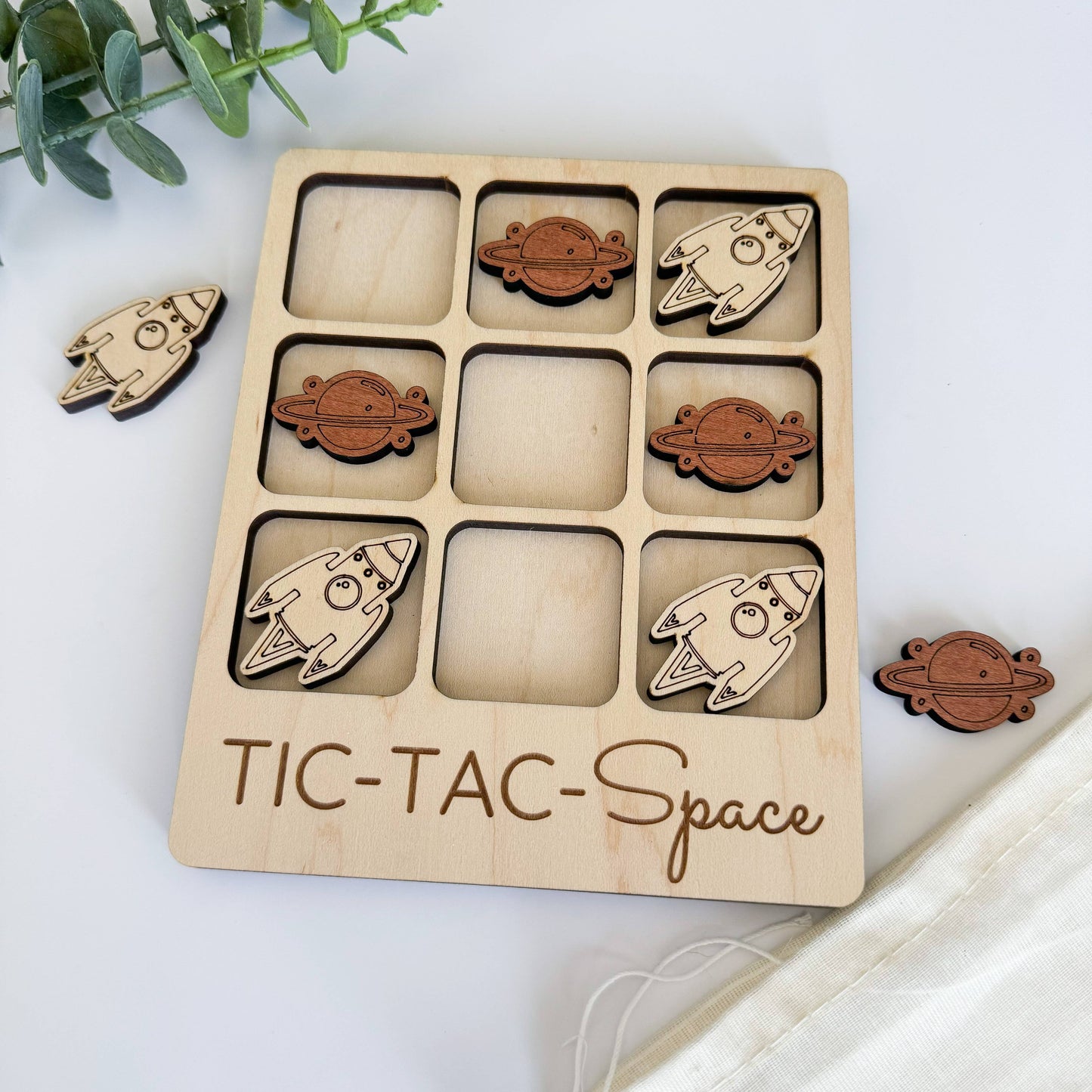 Space Tic-Tac-Toe Game