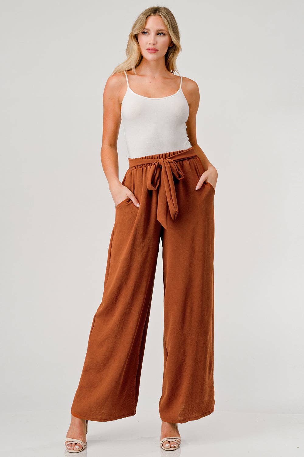 Belted Flowy Pants : Cognac