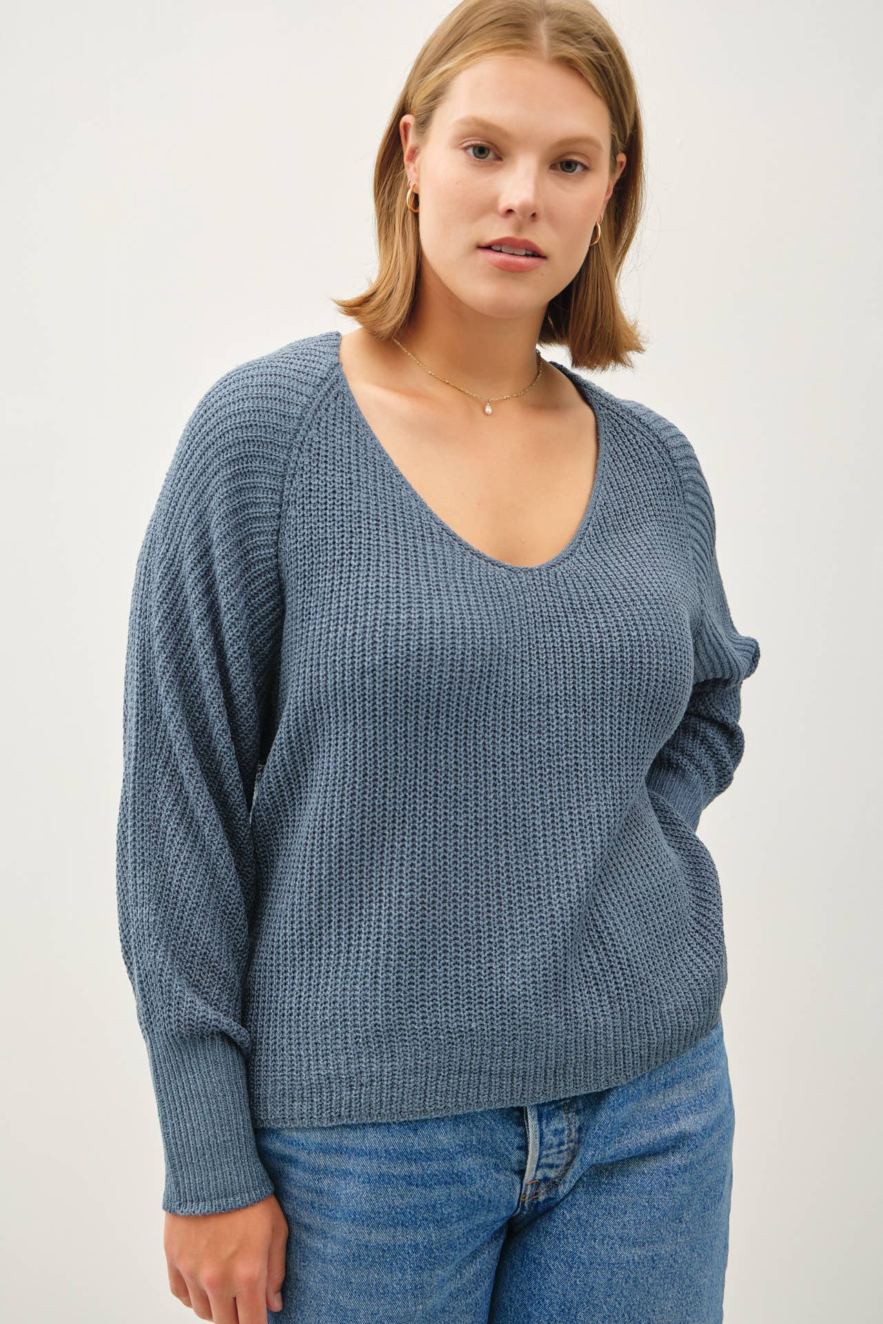 Plus Wide V-neck Long Ragland Sweater