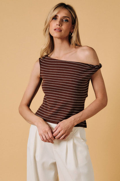 Twisted Detail Knit Top