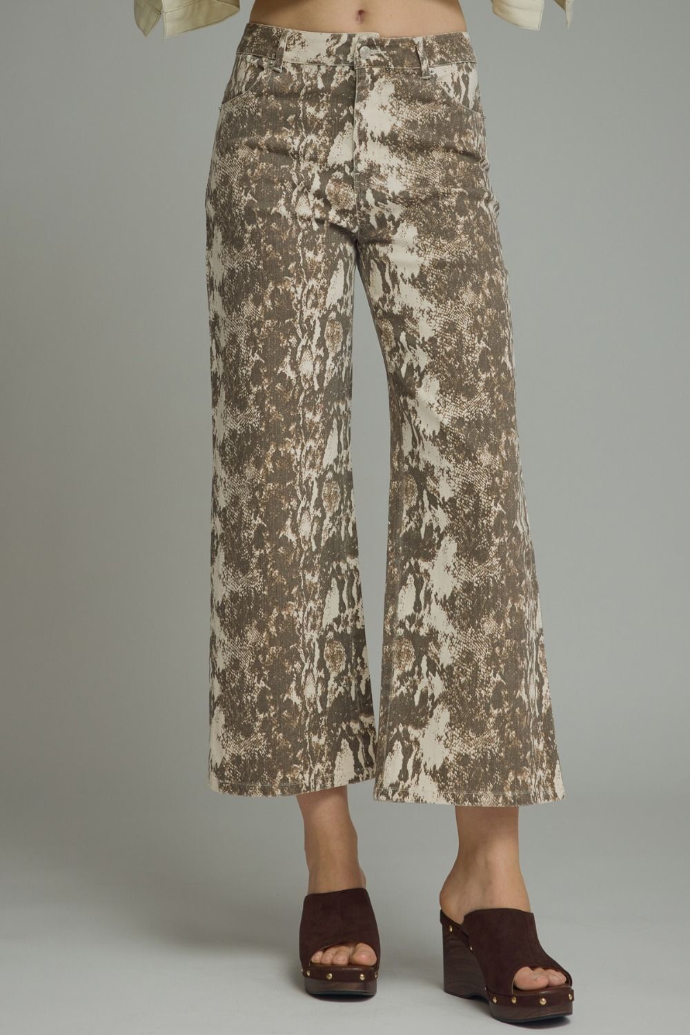 Snake Print Cropped Pants