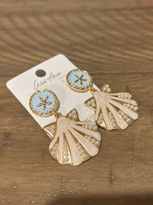 Pretty in Shells Earrings