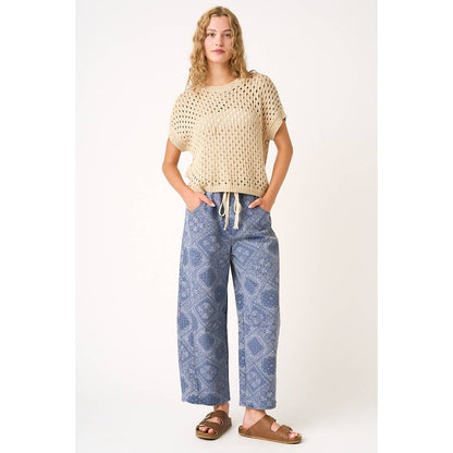 PAISLEY PRINT ELASTIC WAIST BARREL LEG PANTS