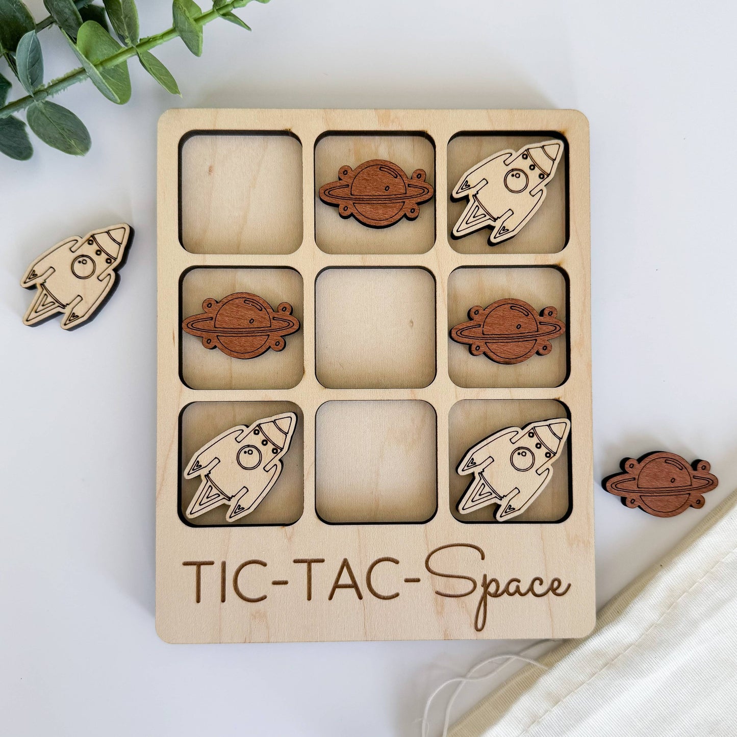 Space Tic-Tac-Toe Game