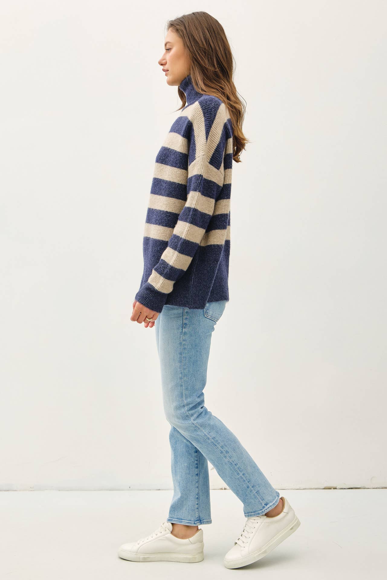 Wide Stripe Turtleneck : Navy