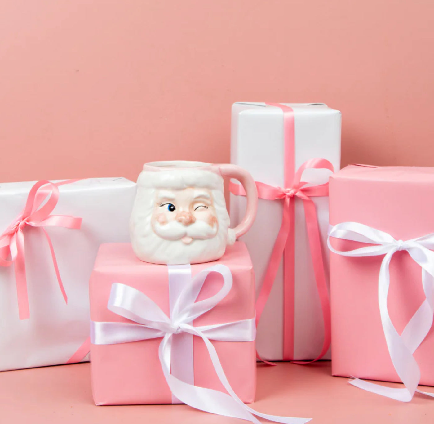 Sweet Grace Santa Mug Candle 15.3oz