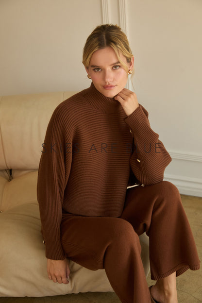 Ribbed Mock Neck Sweater - Brown