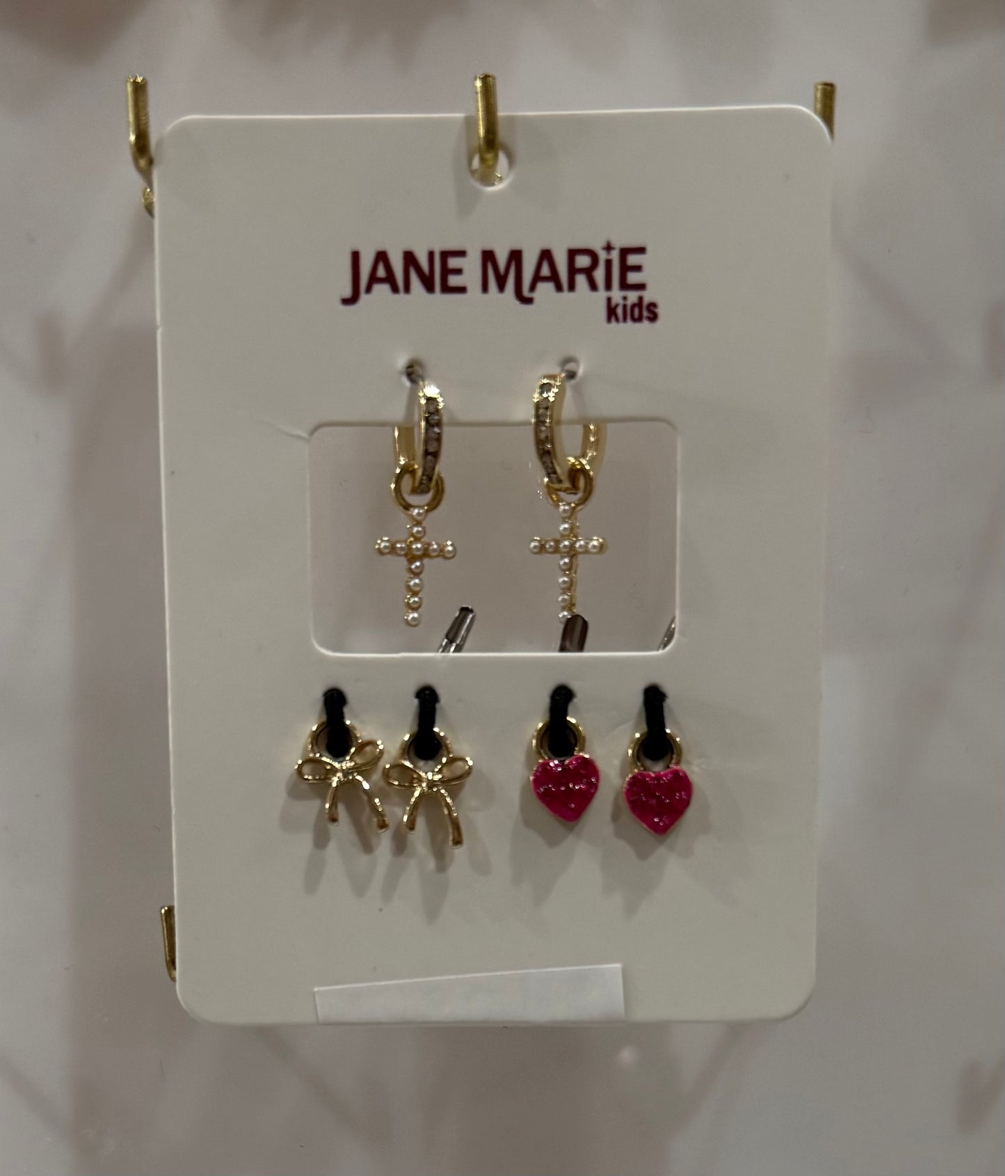 Girl’s Huggies Earring Set