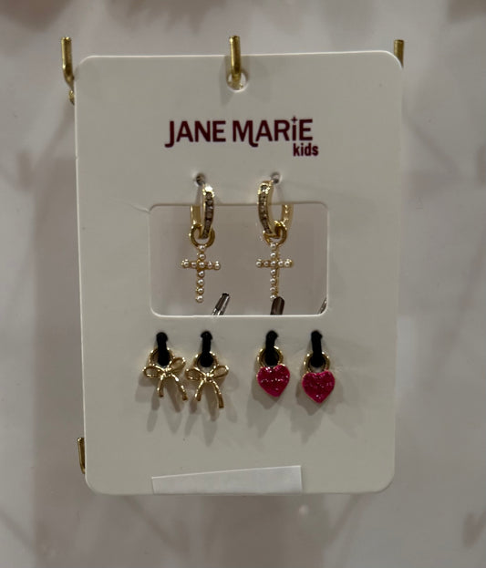 Girl’s Huggies Earring Set