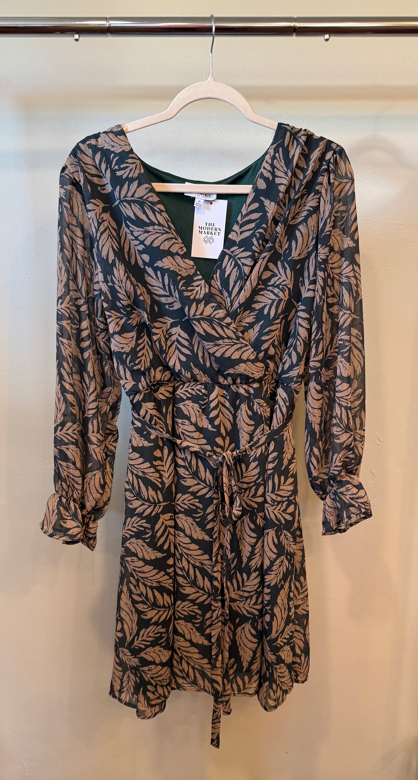 Leaf Abstract Dress - Plus