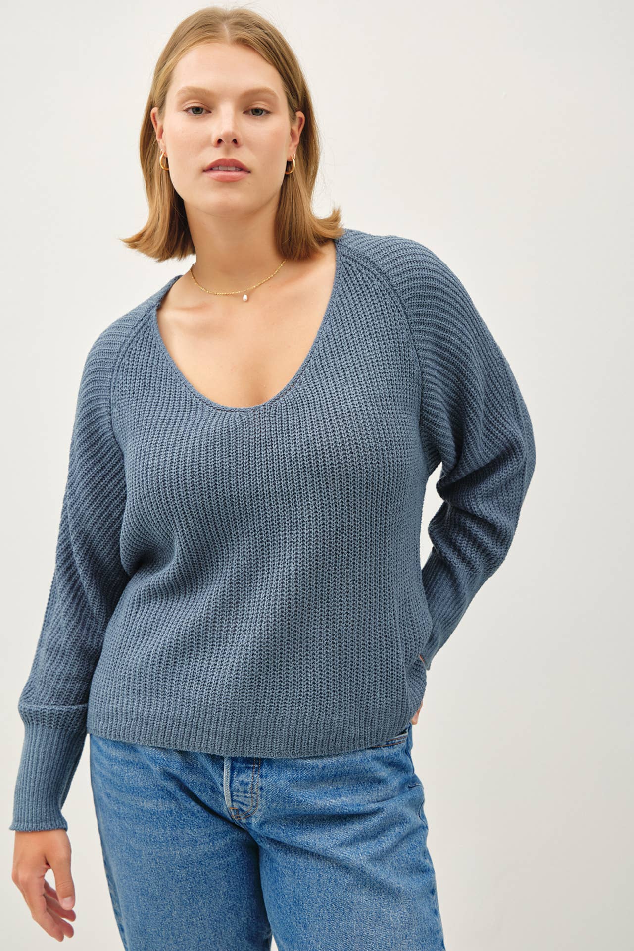 Plus Wide V-neck Long Ragland Sweater