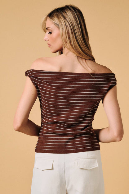 Twisted Detail Knit Top